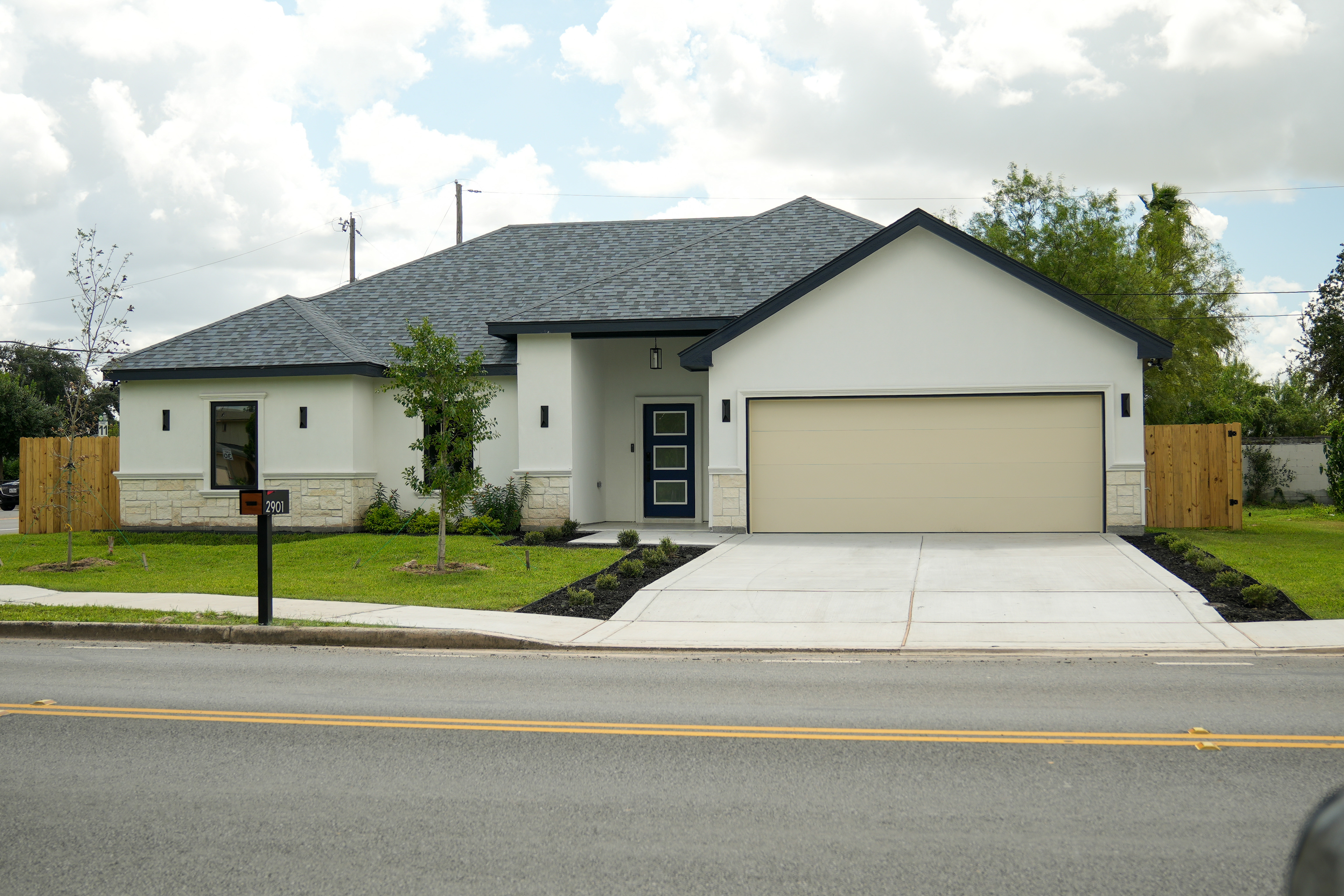 The Romero Residence — 2901 Gumwood Avenue, McAllen, Texas
